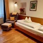 Hotel-residenz Schrannenhof 4*