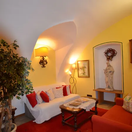 Hotel-residenz Schrannenhof 4*