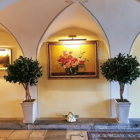 Hotel-residenz Schrannenhof 4* كلوسيترنيوبرغ
