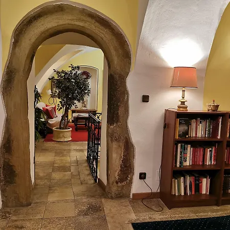 Hotel-residenz Schrannenhof فندق