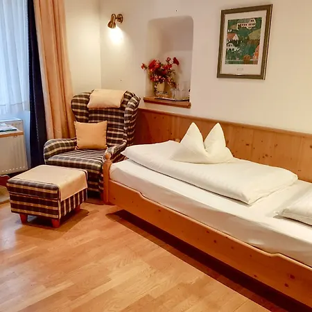 فندق Hotel-residenz Schrannenhof 4*