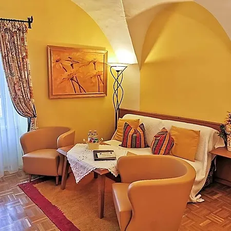 Hotel Hotel-residenz Schrannenhof 4*