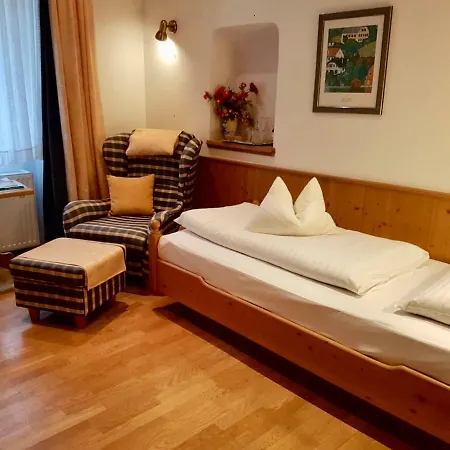 Hotel-Residenz Schrannenhof 4*
