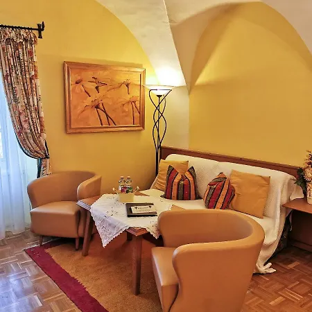 Hotel-residenz Schrannenhof Hotel 4*