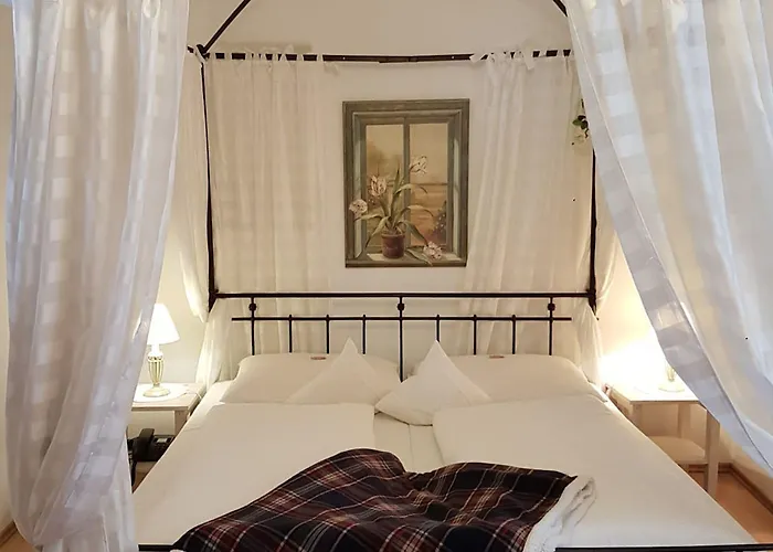 Hotel-residenz Schrannenhof فندق كلوسيترنيوبرغ